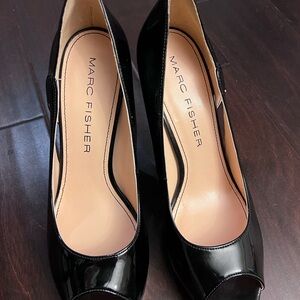 Marc Fisher Black Heels woman size 9